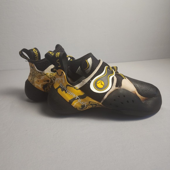 La Sportiva Other - La Sportiva Solution Climbing Shoes Men8.5 Yellow Black Bouldering 41 Made Italy